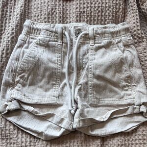 Cream Jean (denim) shorts size 000!